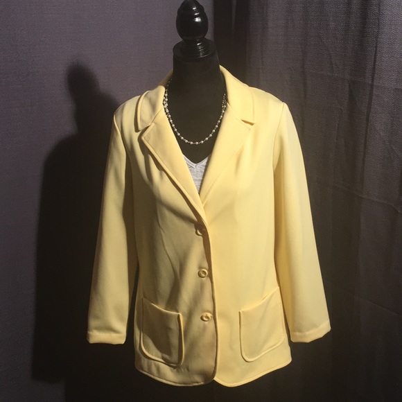 VTG 70’s Koko Knits of California Buttery Yellow Blazer - Picture 2 of 6